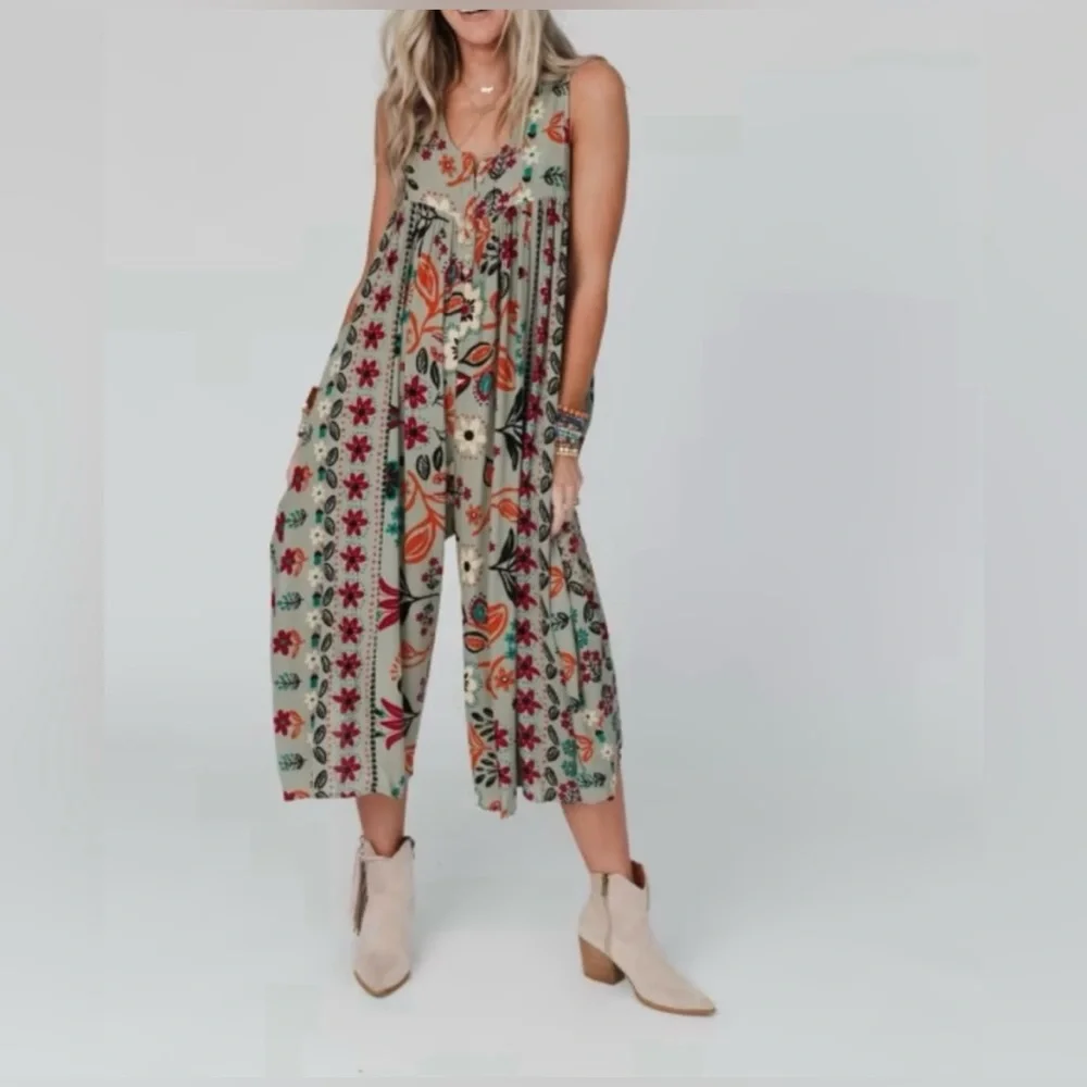 Leona Three Birds Nest Floral Printed Jumpsuit Size Small - Picture 2 of 4